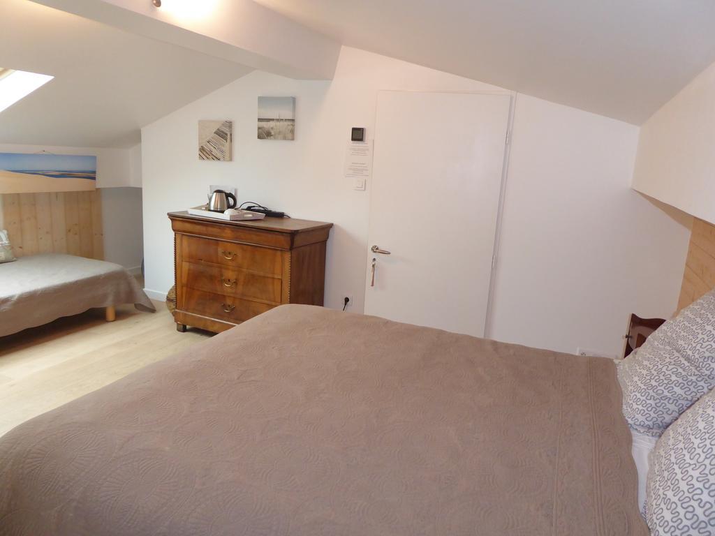 Chambre Familiale avec Salle de Bains