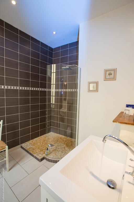 Chambre Double Supérieure - La Contemporaine
