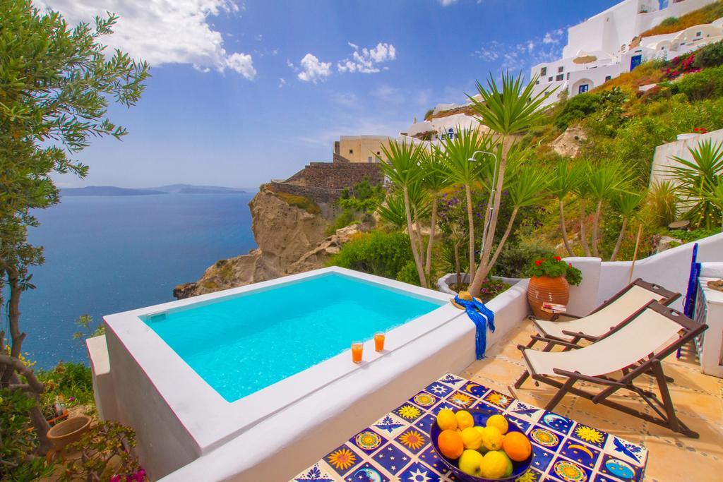 Senior Three Bedroom Villa with Outdoor Plunge Pool & Sea View