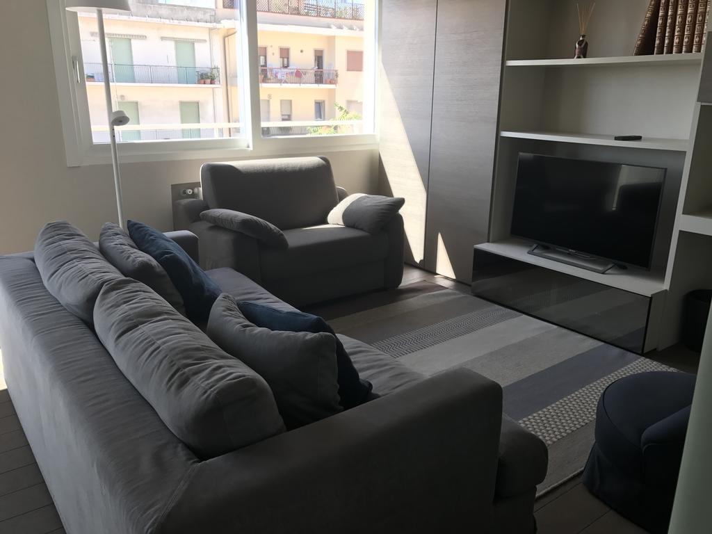 Penthouse Apartment,445183674:JPEG