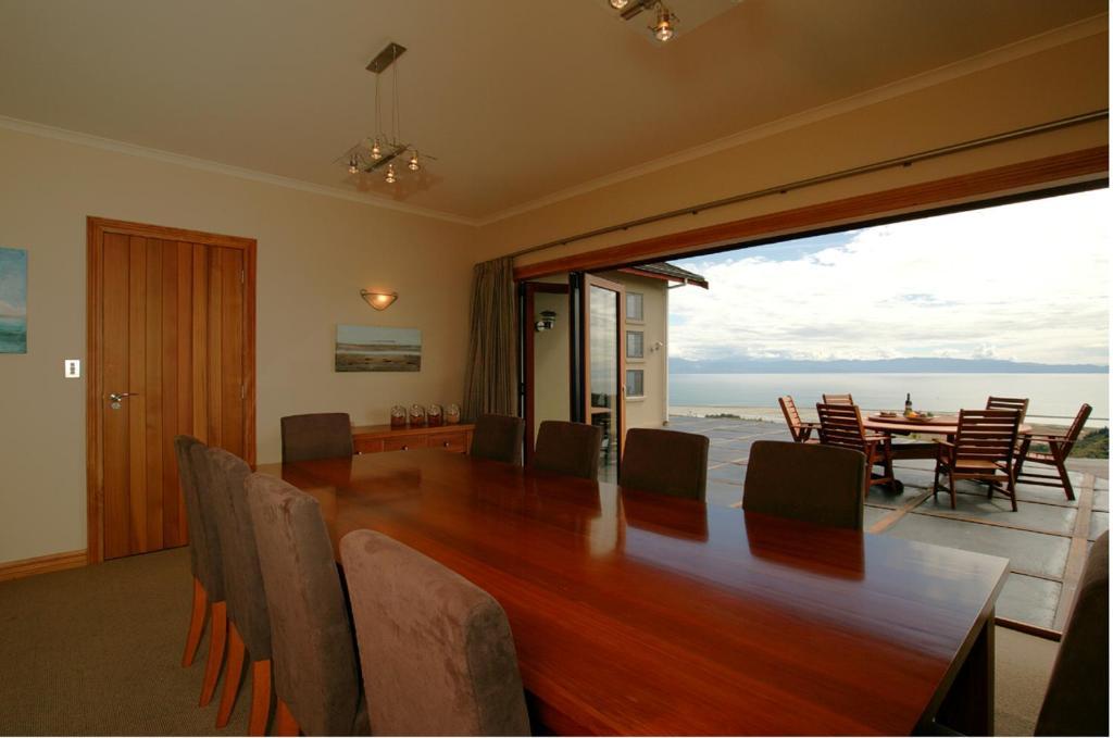 Queen Room Sea View