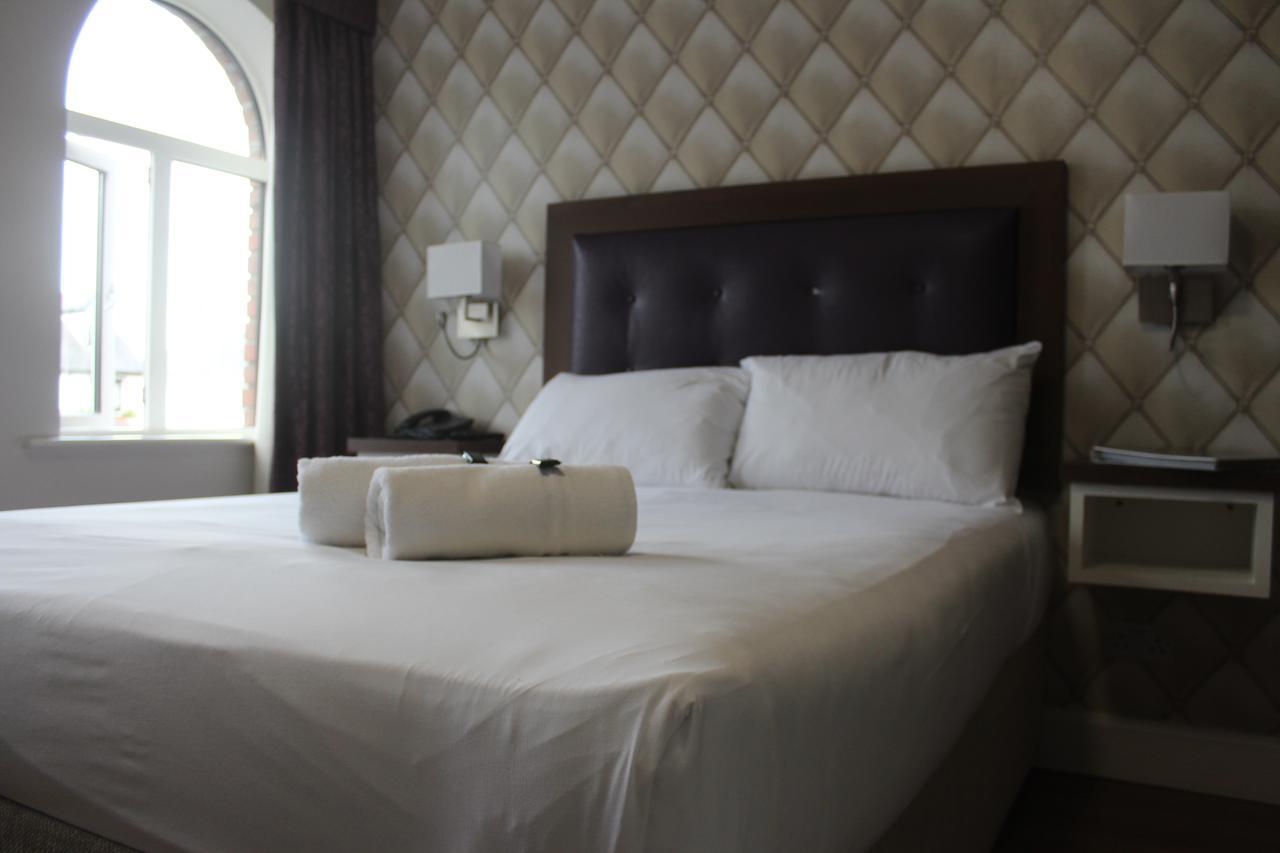 Double Room,776170069:JPEG