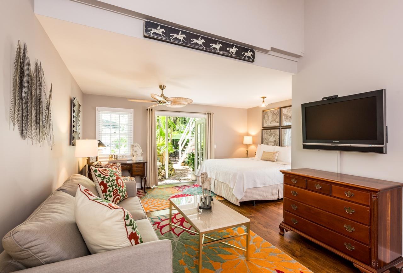 Saratoga Suite