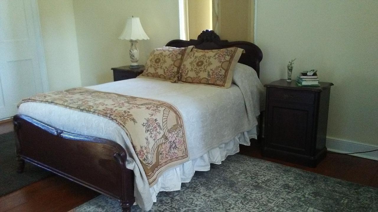 Queen Room with Balcony,584939583:JPEG