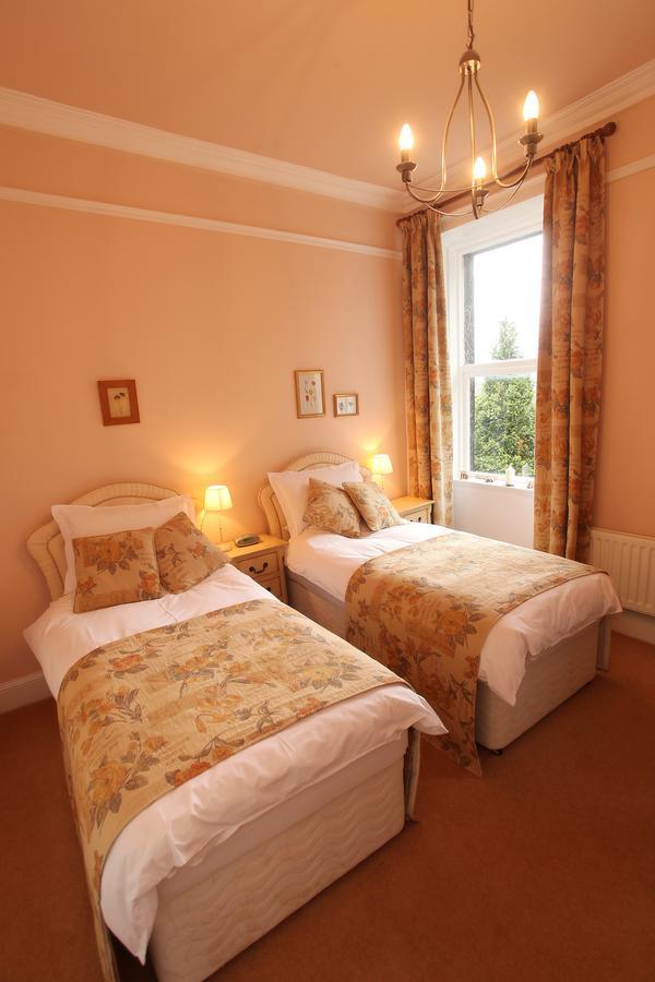 Large Double or Twin Room