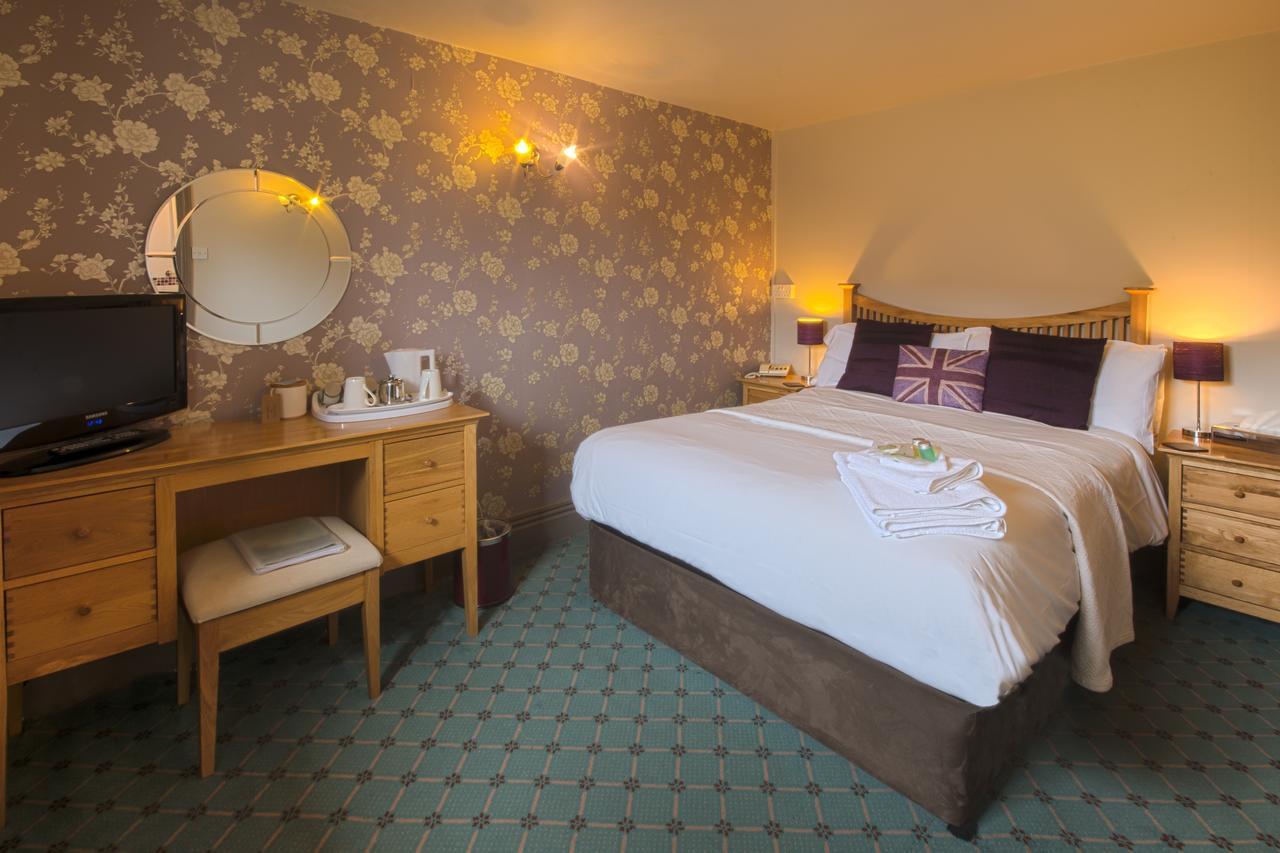 Double Room with Private Shower