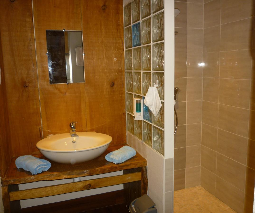 Chambre Familiale avec Salle de Bains Privative