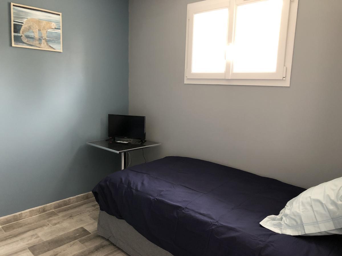 Chambre Deluxe (2 Adultes + 1 Enfant)