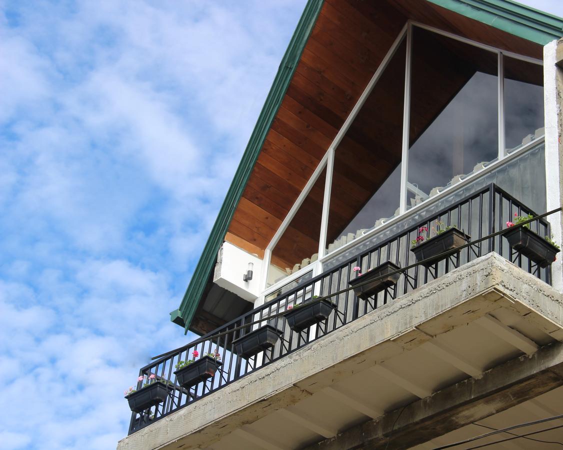 Duplex Room Mountain View