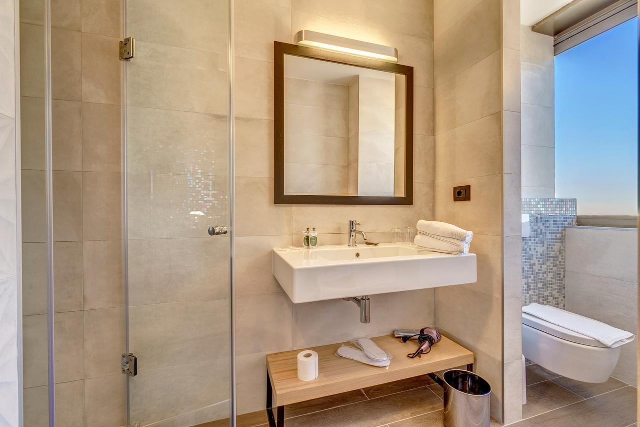 Suite with City View
