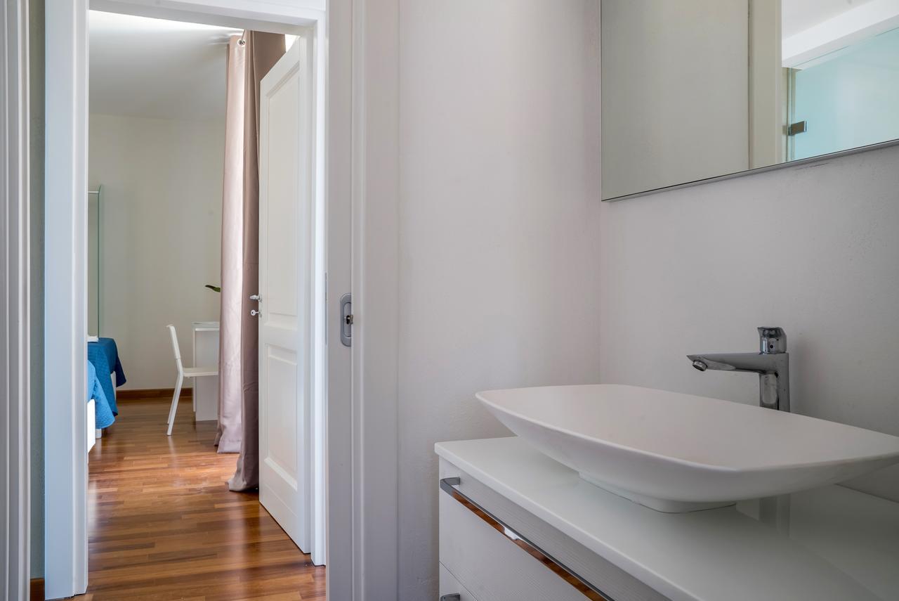 Camera Matrimoniale/Doppia con Letti Singoli con Bagno Privato Esterno