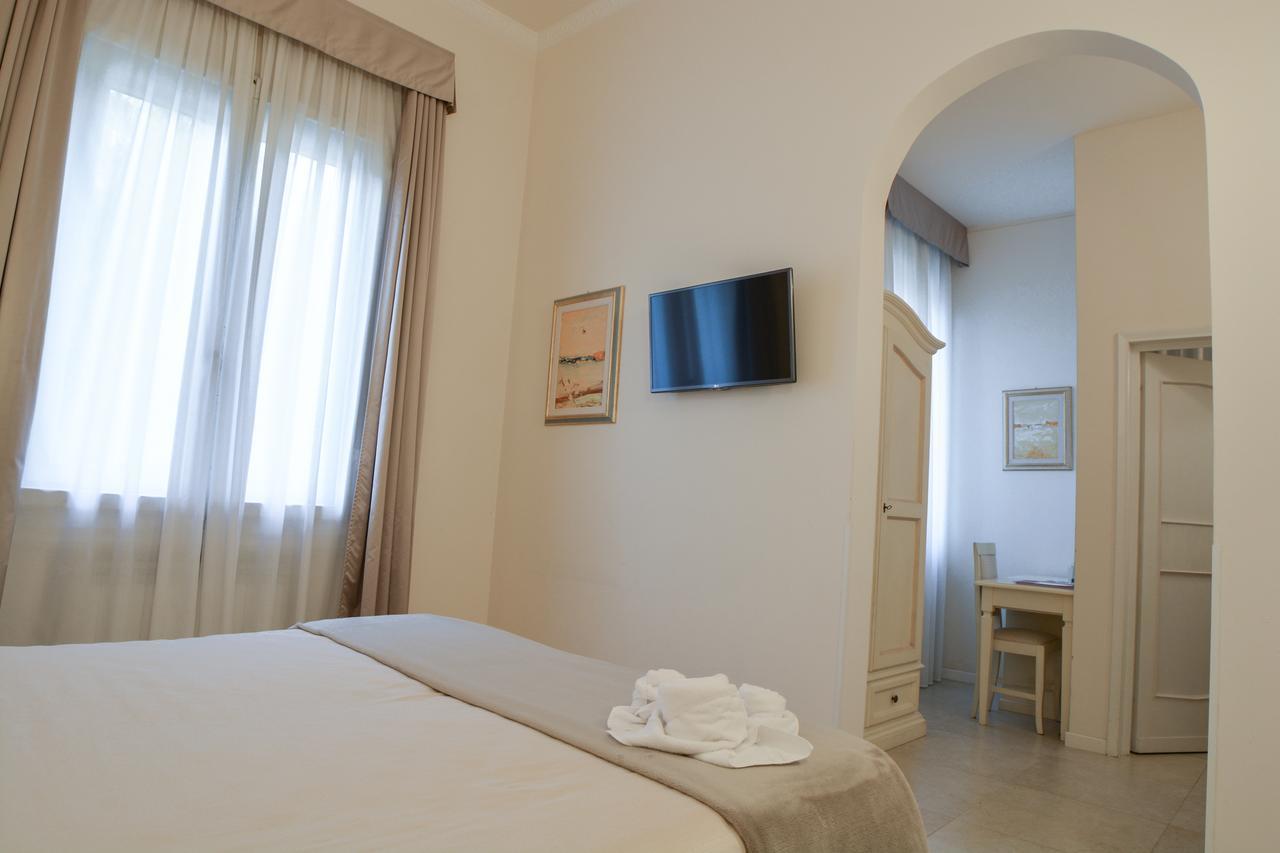 Camera Superior Matrimoniale/Doppia con Letti Singoli