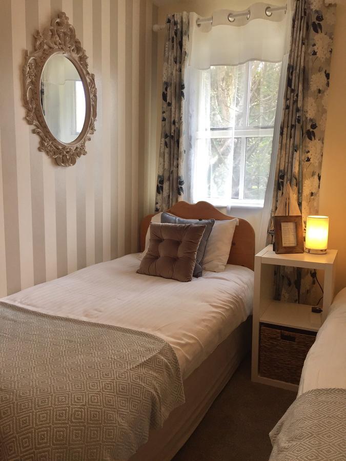 Classic Twin Room