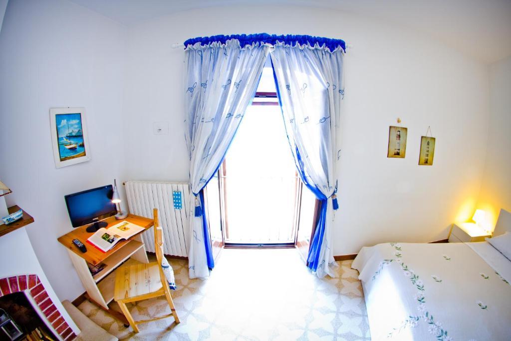 Apartamento de 1 dormitorio con vistas al mar