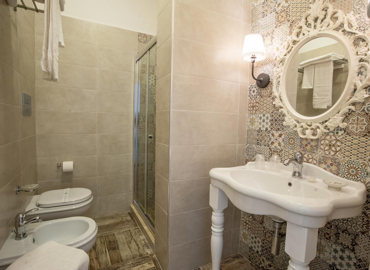 Camera Matrimoniale con Bagno Privato