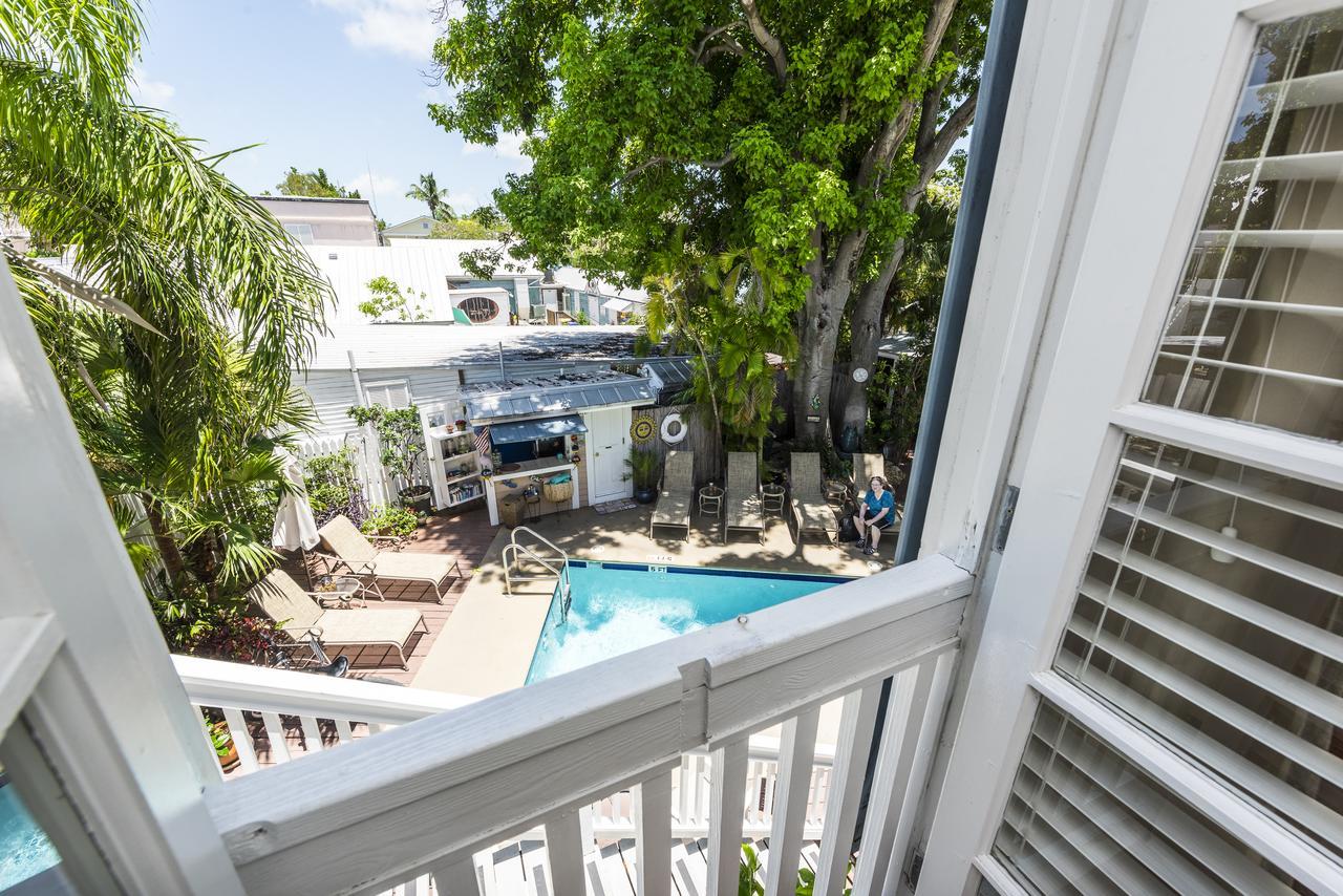 Queen Room,663959433:JPEG