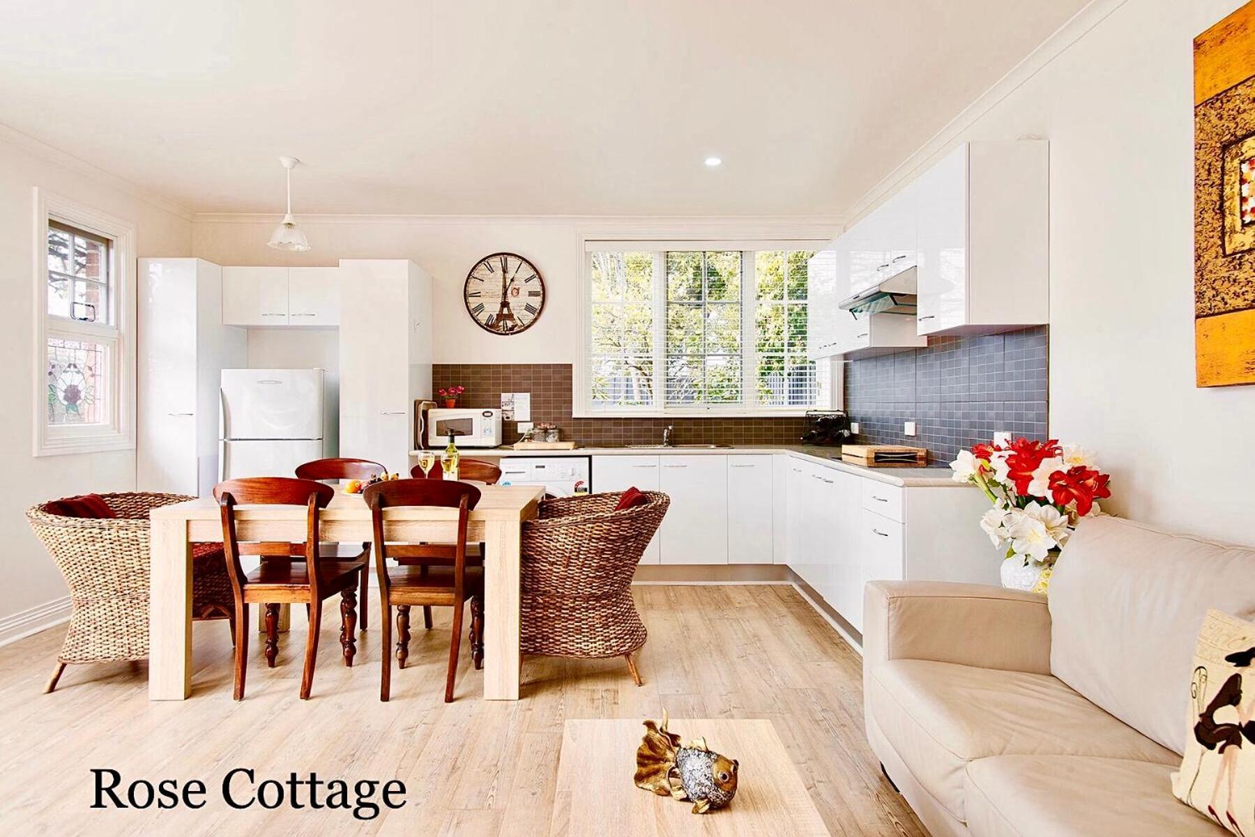 Rose Cottage with Garden View