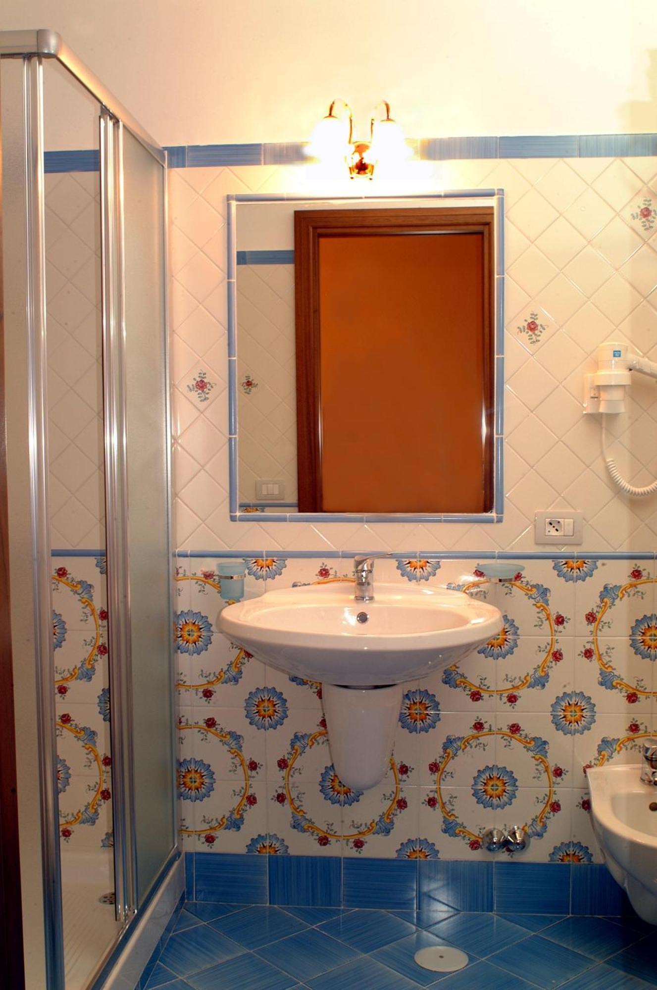 Triple Room,1179187147:JPEG