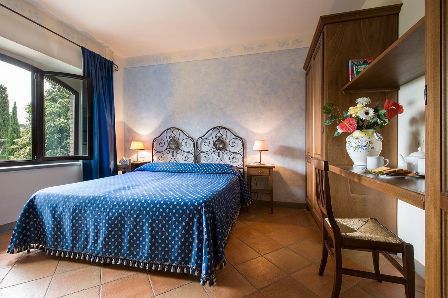 Double Room,690594831:JPEG