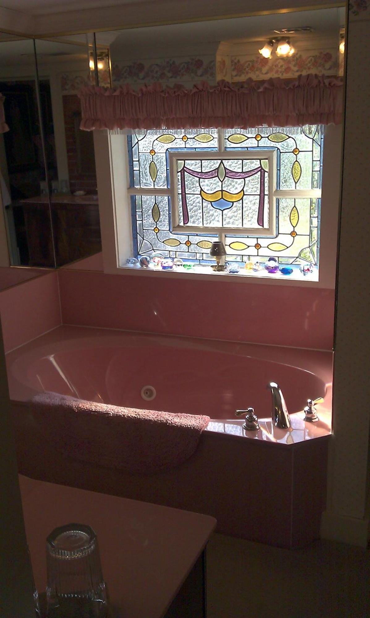 King Suite Spa Bath