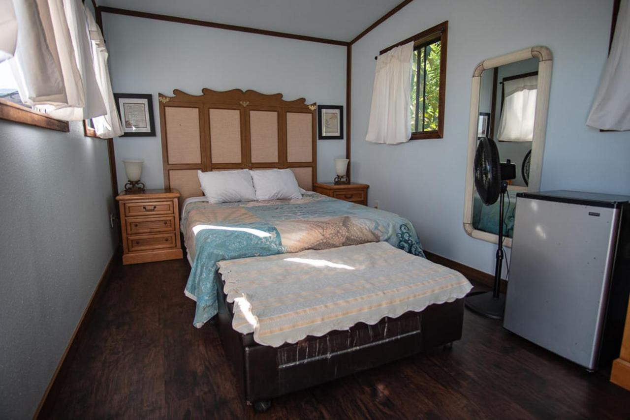 Queen Room,1205372377:JPEG