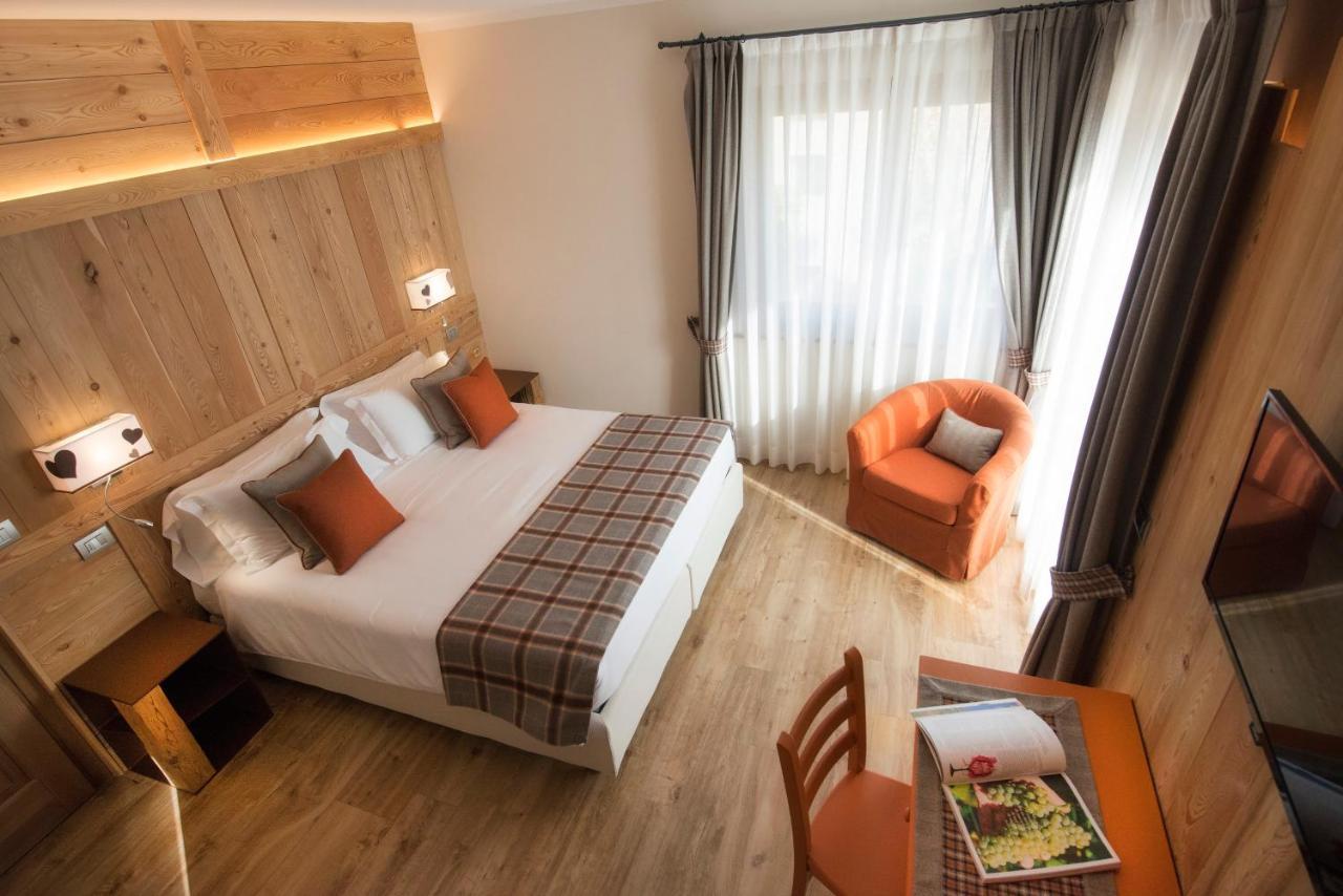 Deluxe Double or Twin Room Balcony