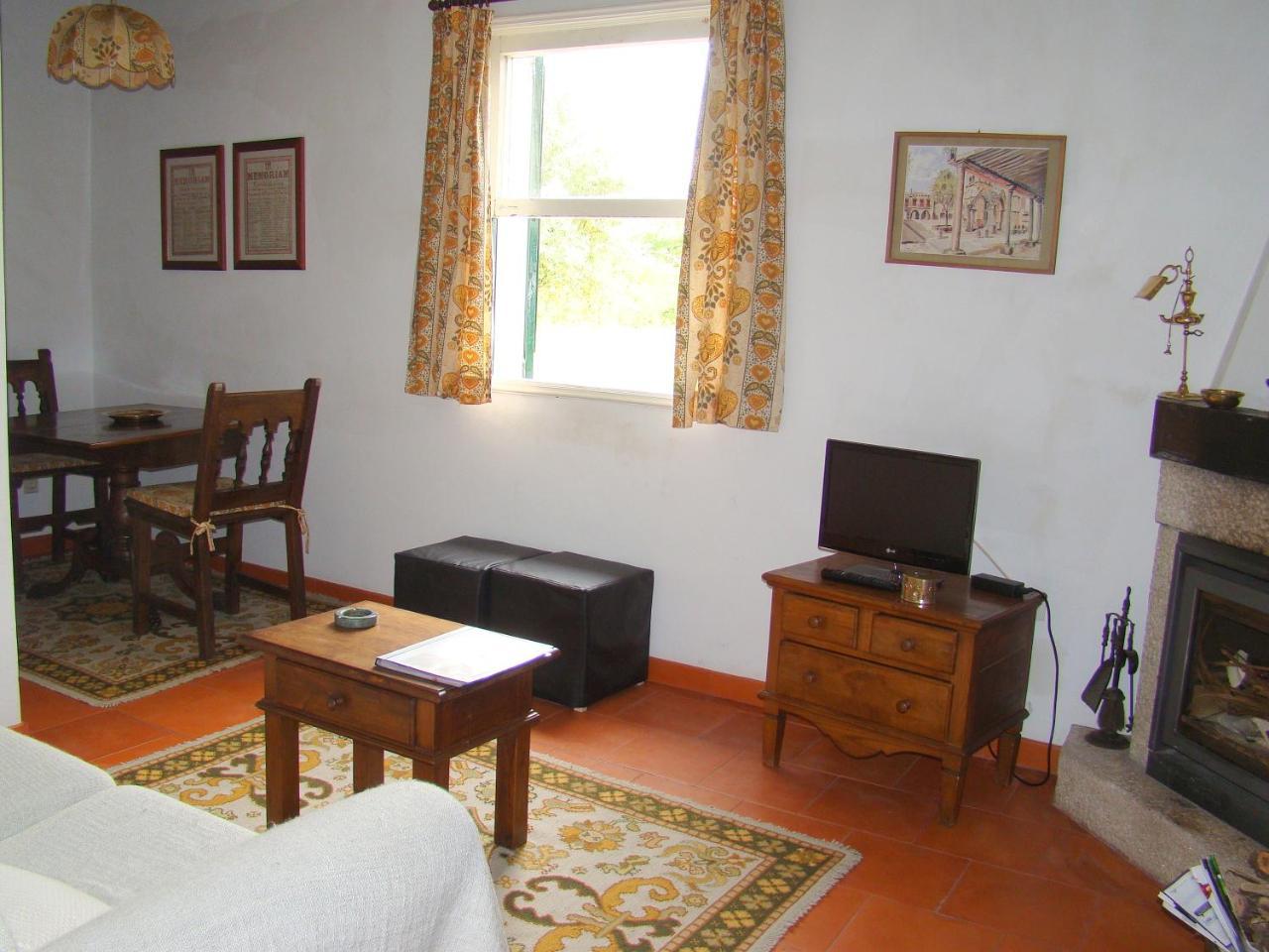 Apartamento com 1 Quarto