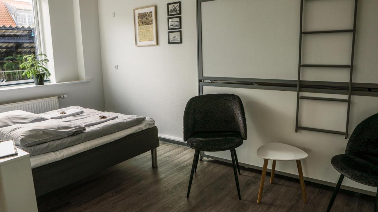 Vierbettzimmer mit eigenem Bad (Hund erlaubt)