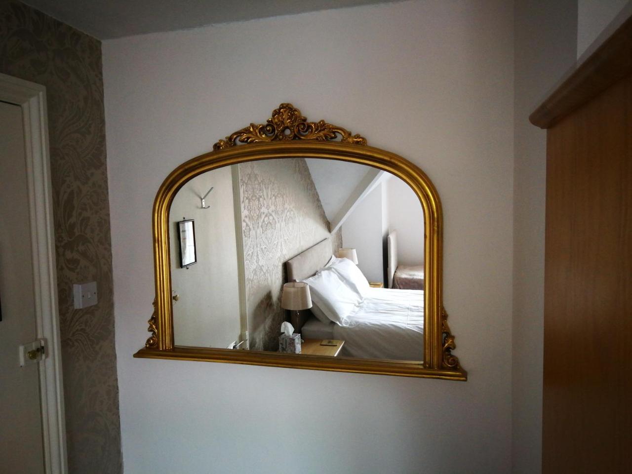 Family Room,766214908:JPEG