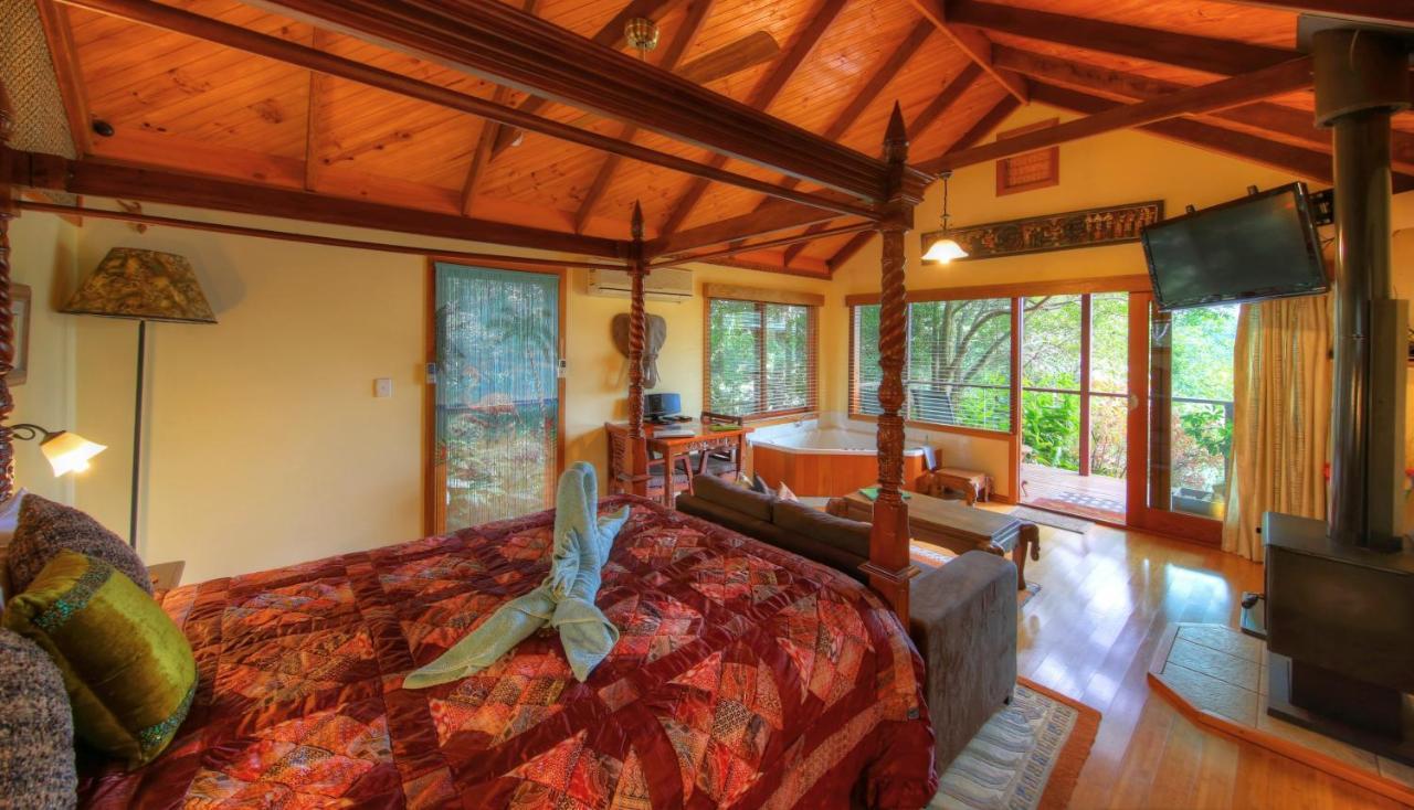 Lovina House Room,700144621:JPEG