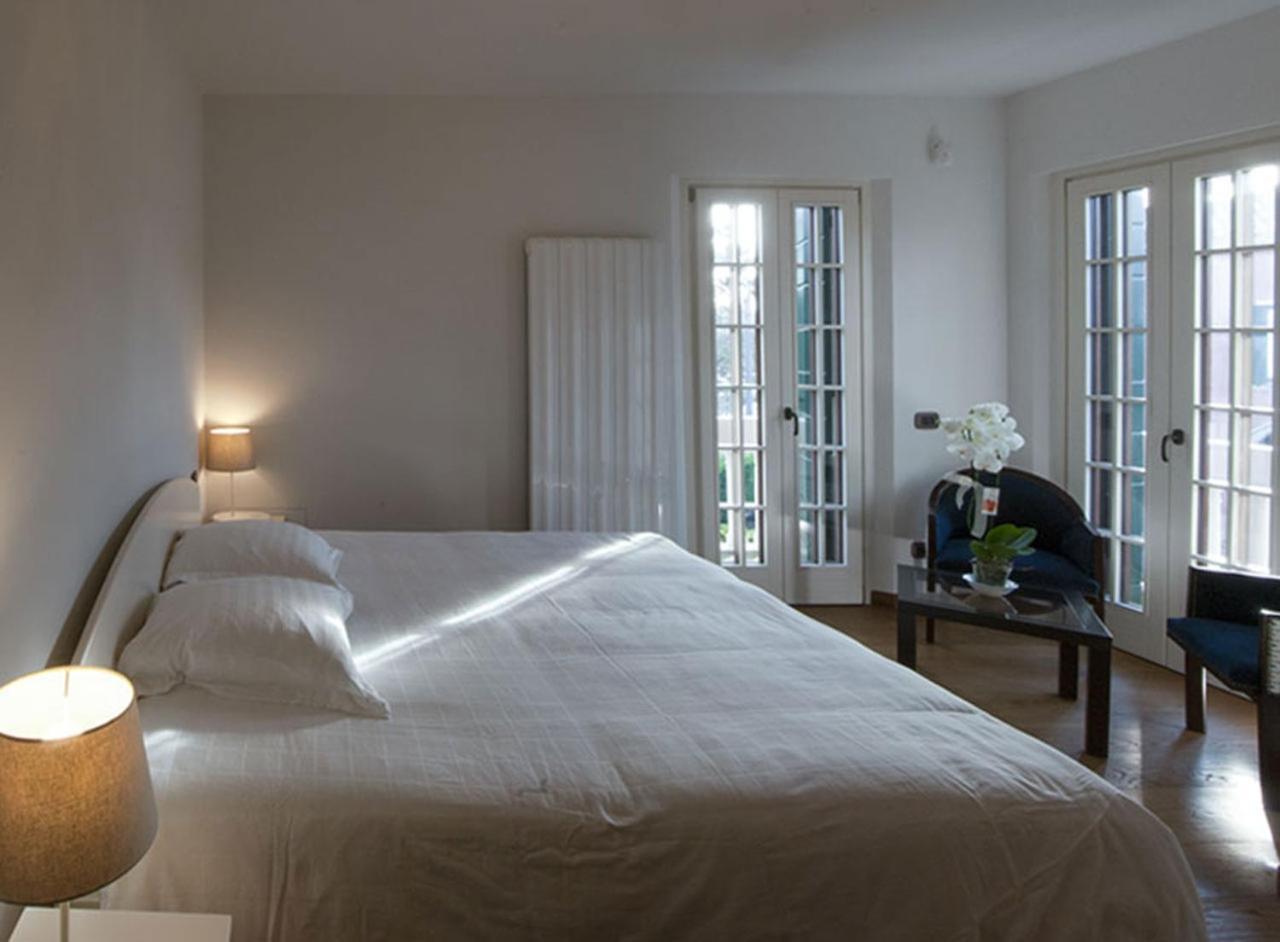 King Room with Balcony