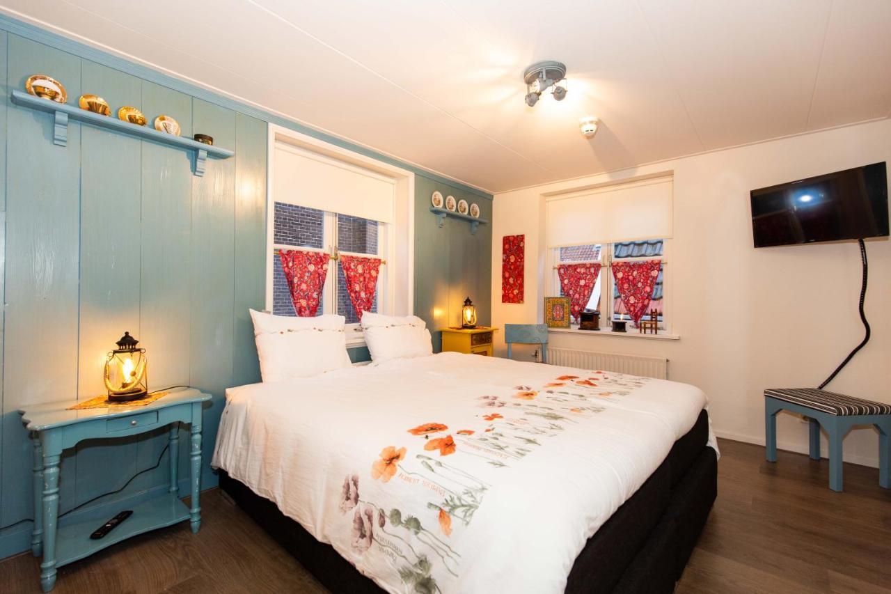 Deluxe Double Room with Shower
