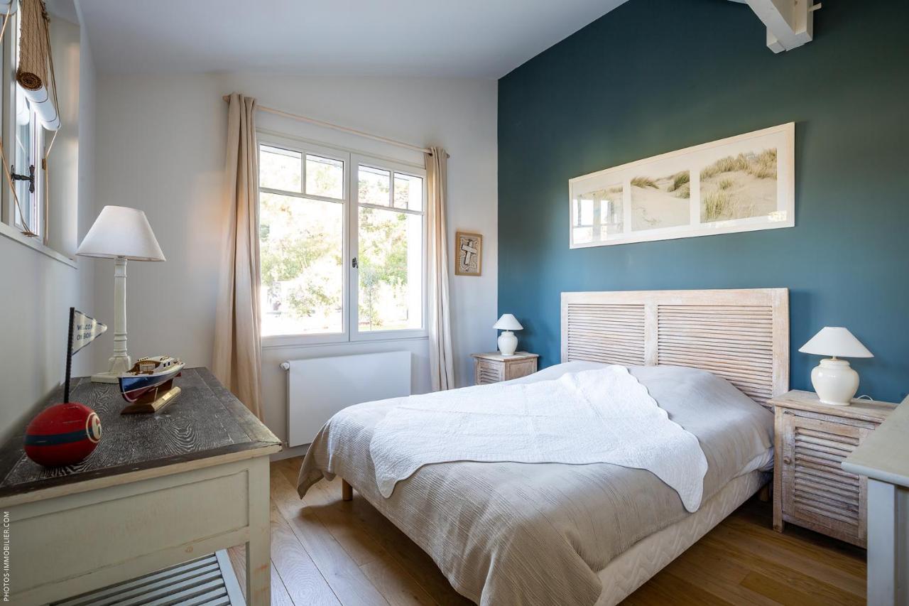 Kamer met Kingsize Bed en Uitzicht op Zee