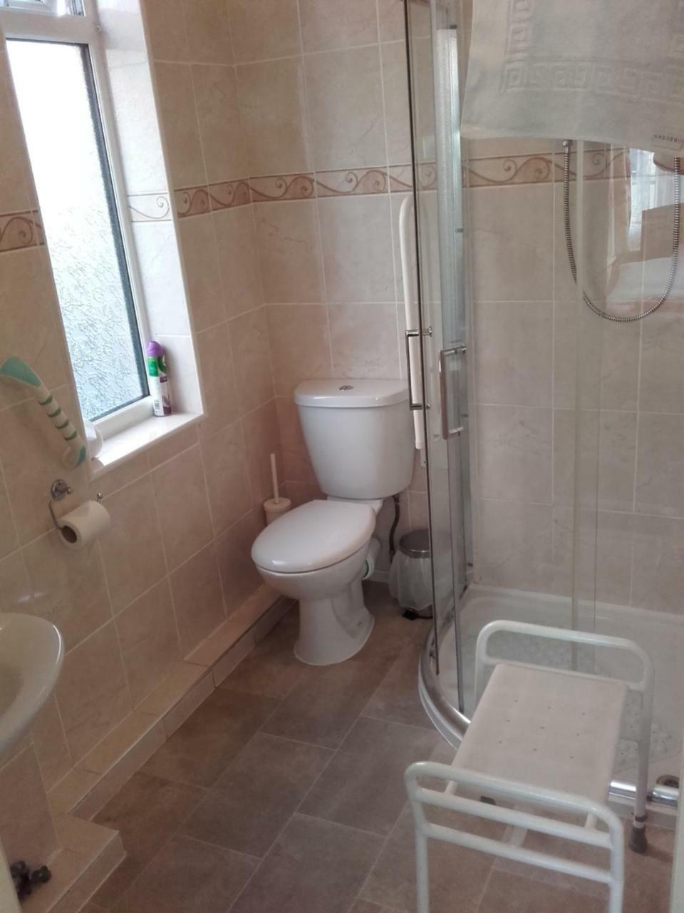 Standard Twin Room,968868355:JPEG