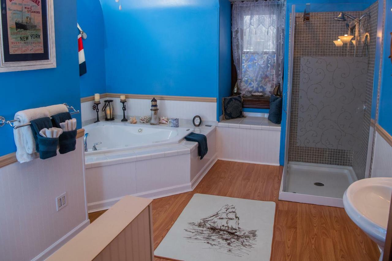 King Room with Spa Bath