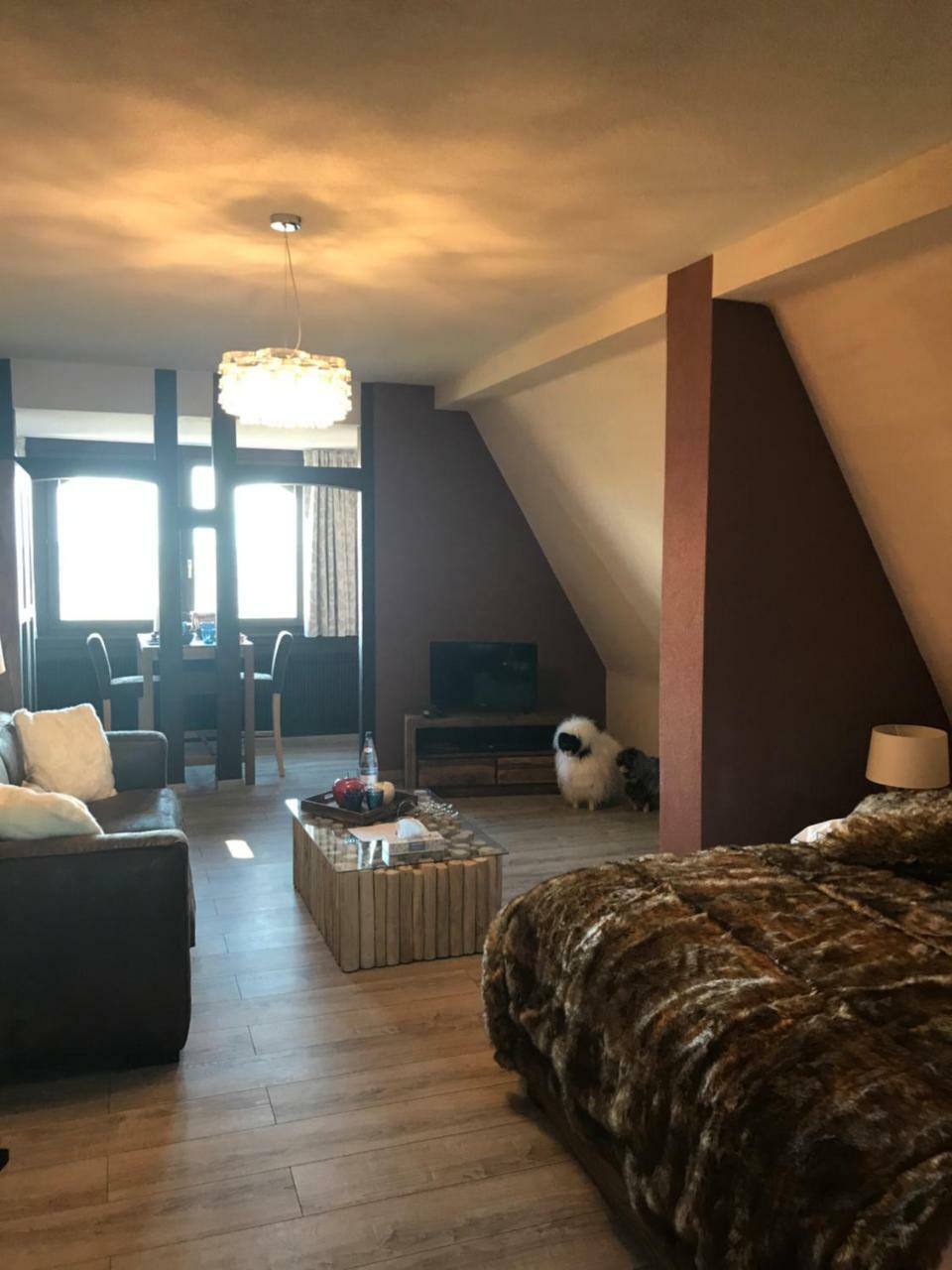 Suite mit Bergblick