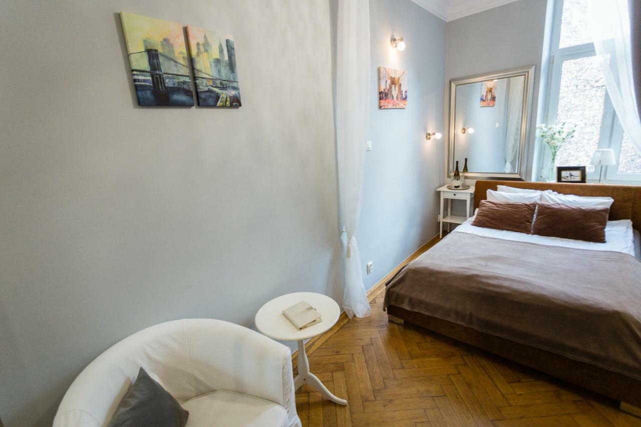 Small Double Room - Blich 6 Street
