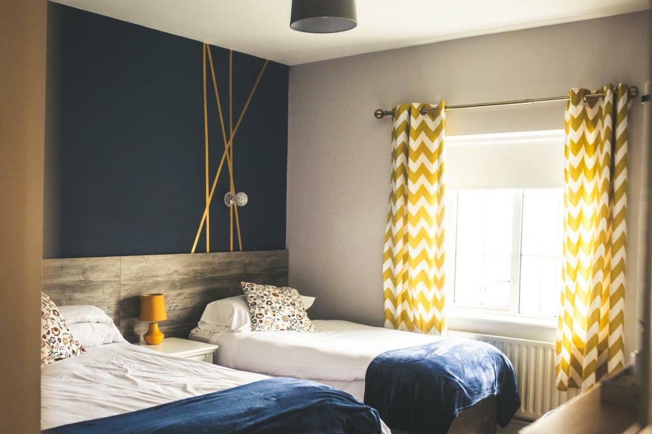 Double or Twin Room,790170525:JPEG