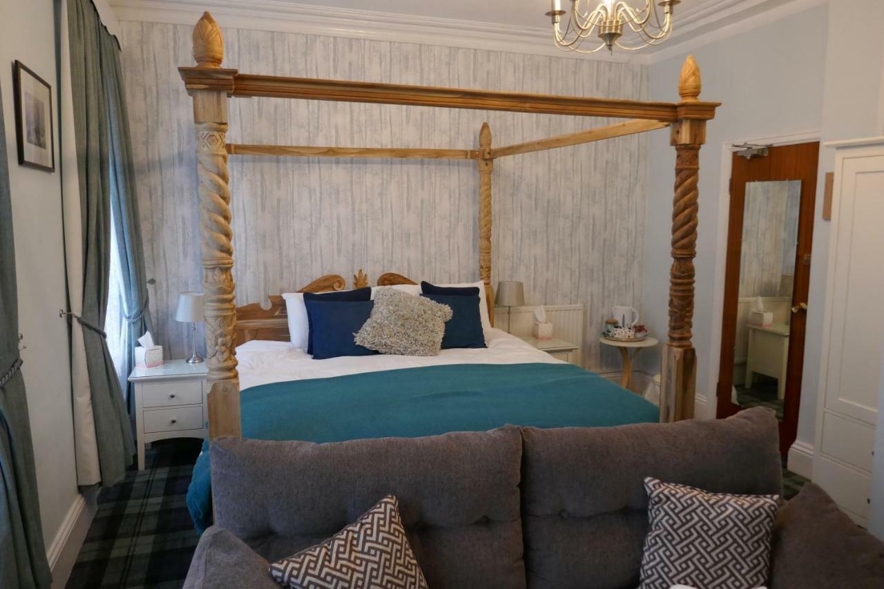 Four Poster Room. Super king Bed. First Floor.,790261617:JPEG
