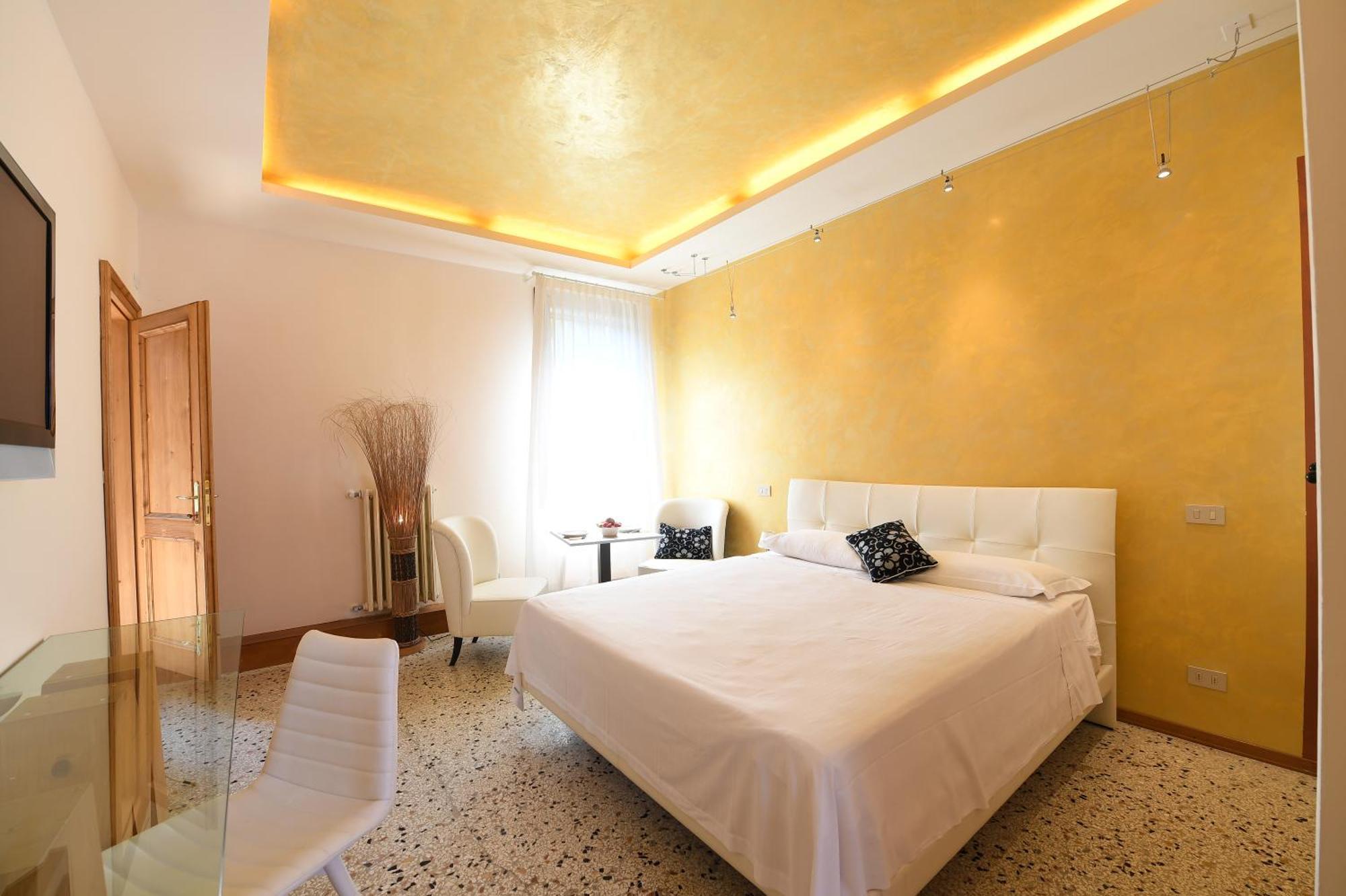 Chambre Lit Queen-Size Classique