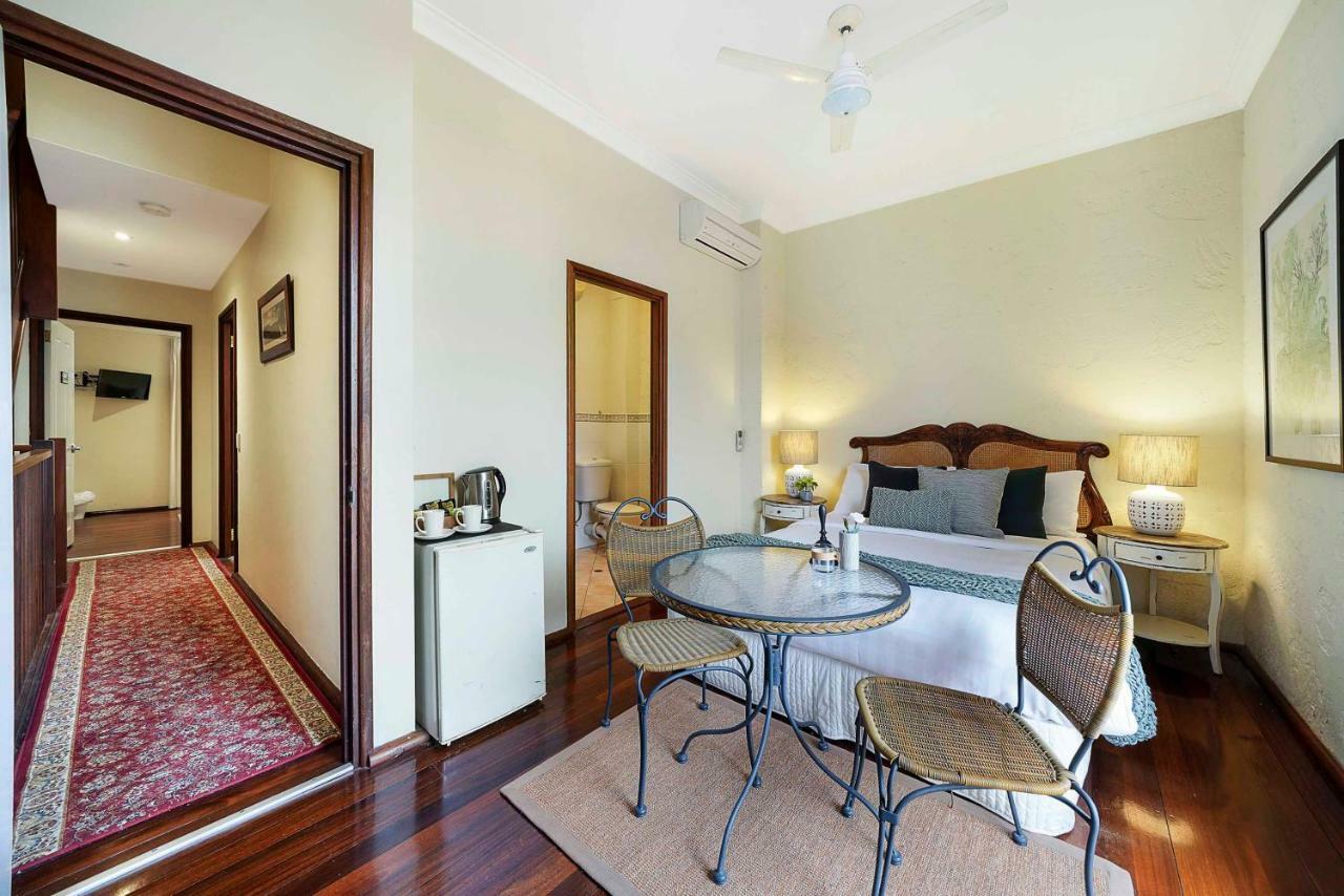 Batavia Queen Room Balcony