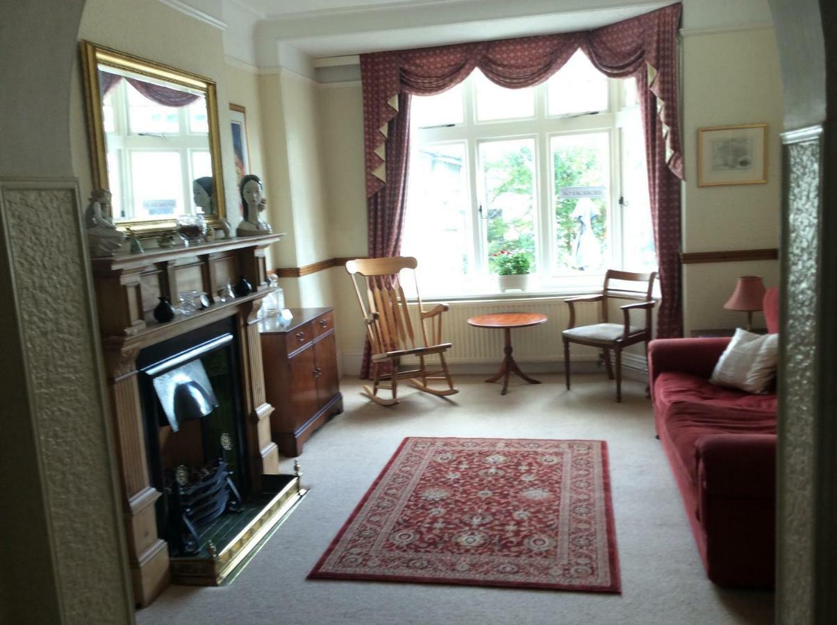 Double Room with Private Bathroom,850653374:JPEG