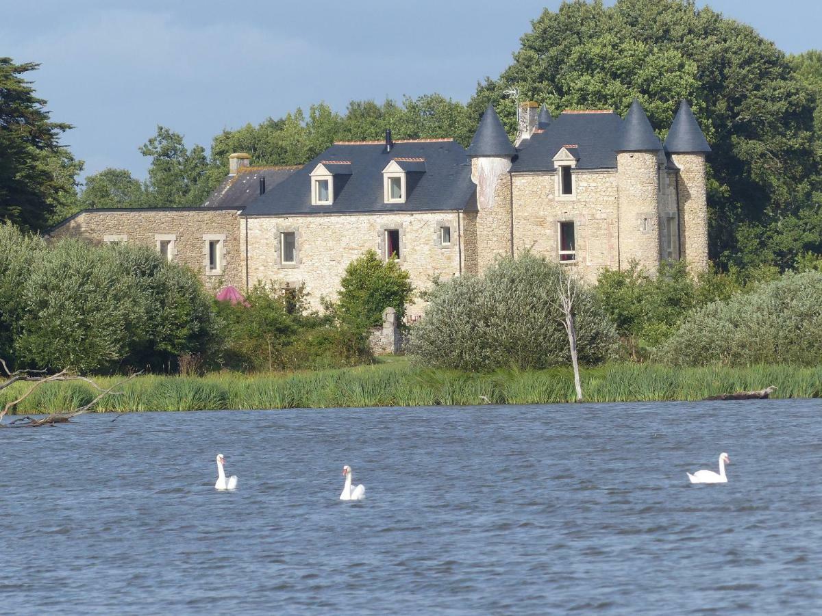 Six-Bedroom House,1535487244:JPEG