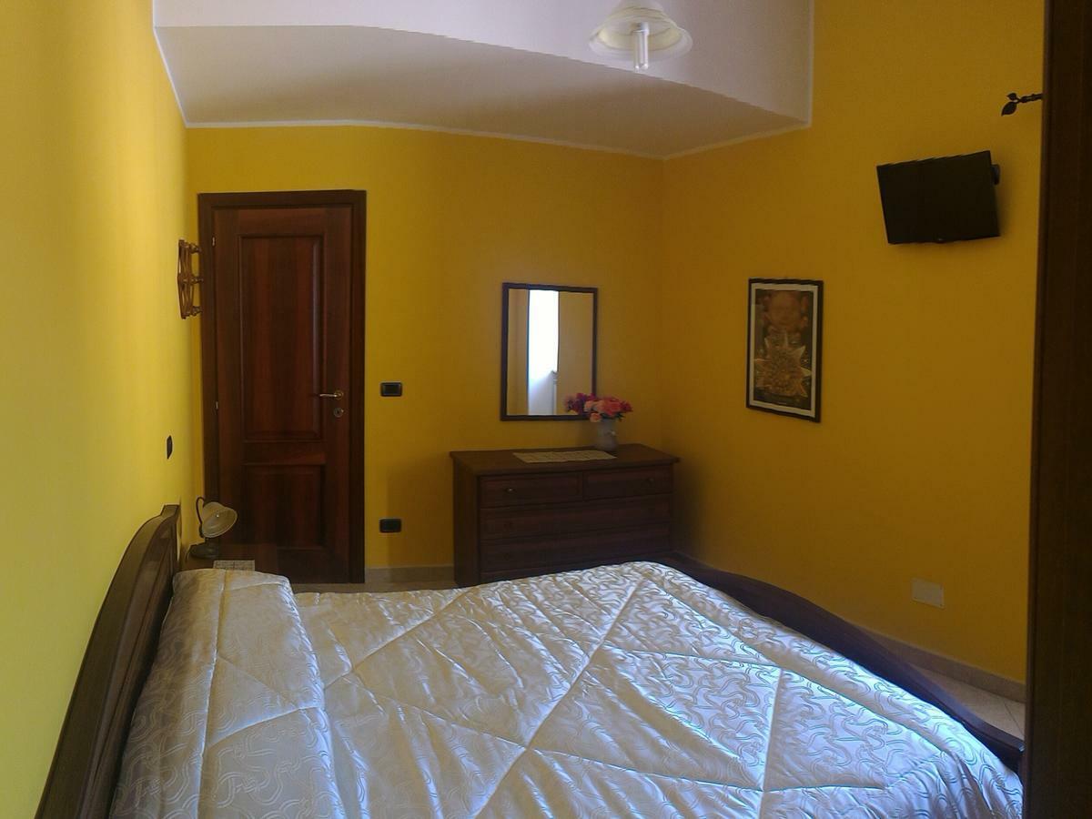 Doppelzimmer mit eigenem externen Bad