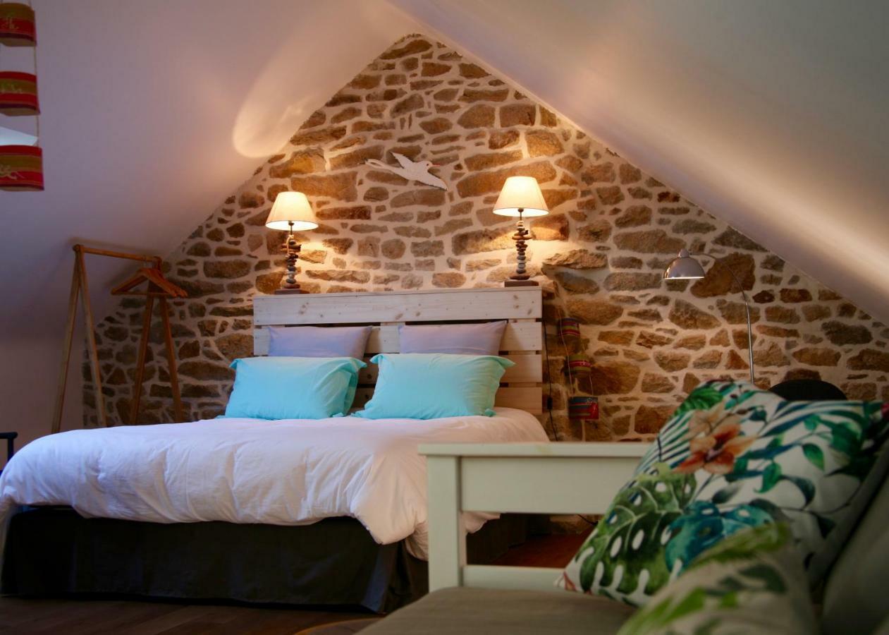 Chambre Familiale avec Baignoire
