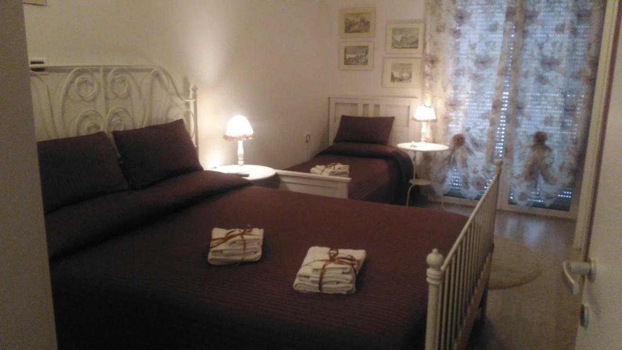 Deluxe Double Room Private Bathroom