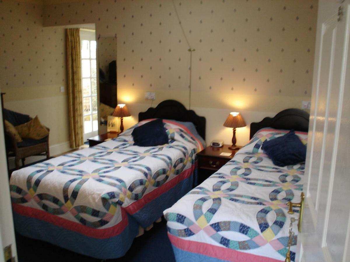 Doppel-/Zweibettzimmer - barrierefrei