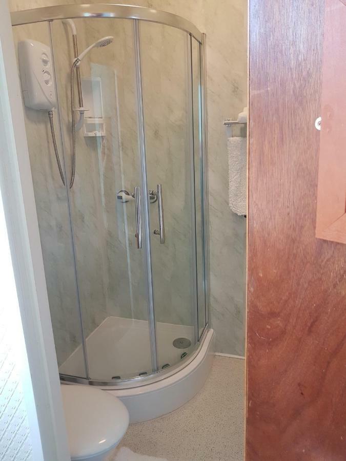 Single Room with Private Bathroom