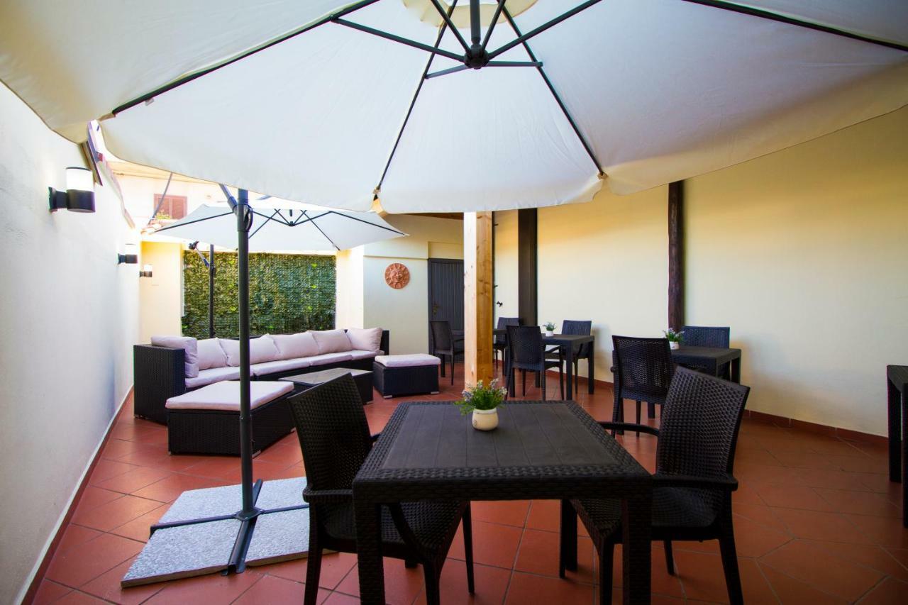 Camera Familiare con Bagno Privato