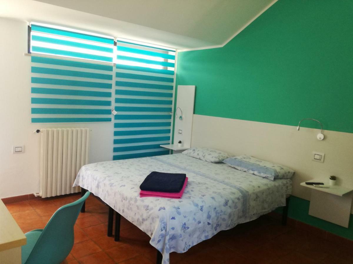 Camera Matrimoniale/Doppia con Letti Singoli con Bagno
